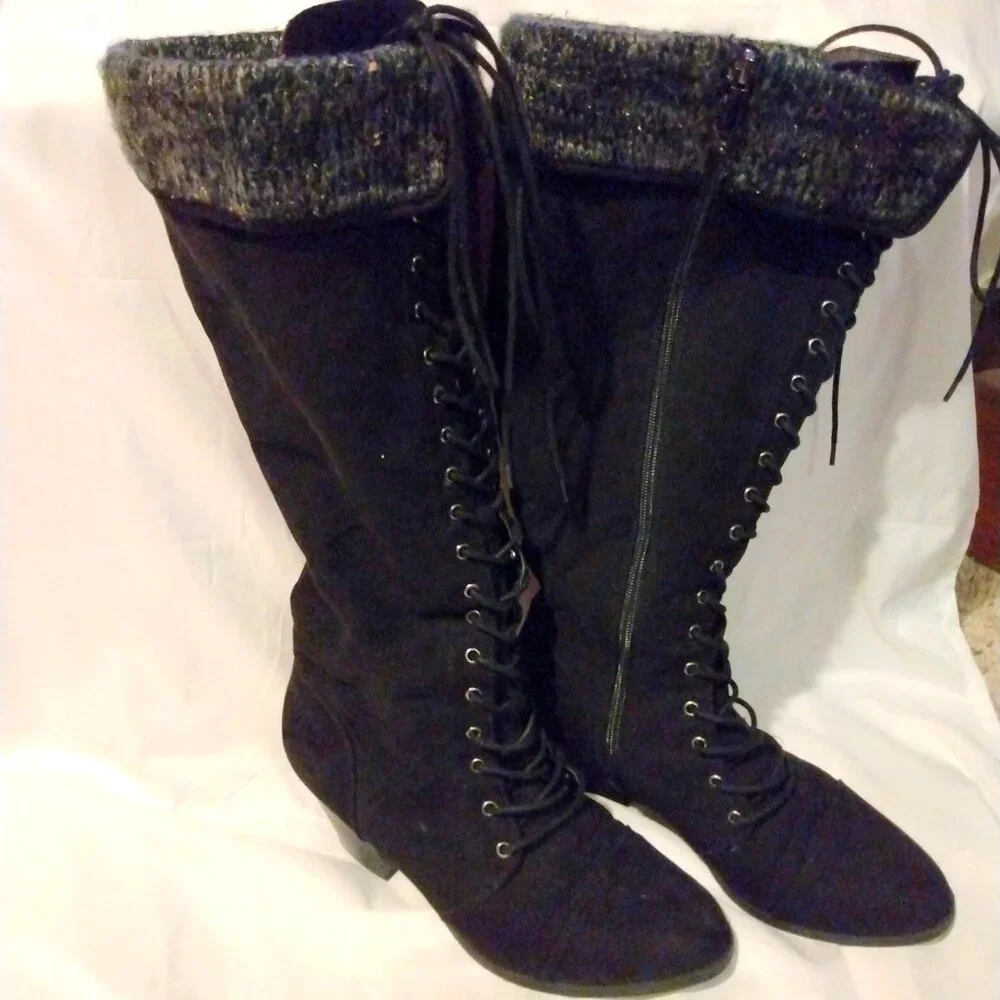 Torrid Black Lace Up Tall Boots 10.5WW Cozycore Streetwear Chunky Heel Combat - Picture 2 of 11